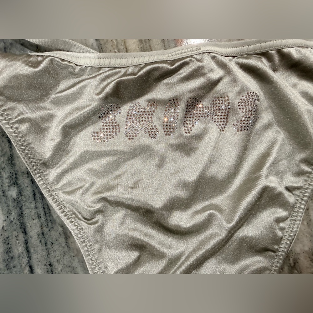 NWT SKIMS 3 piece 3X Panties Bundle. See photos for details. LOT 50 - Picture 4 of 5
